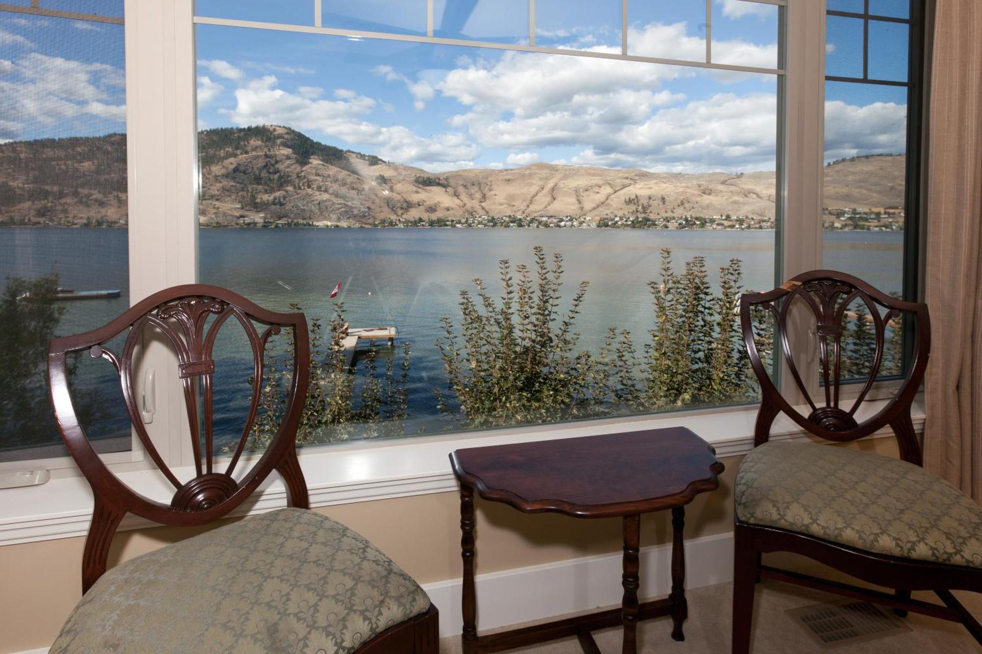 Okeefes Landing Bed & Breakfast Vernon Exterior photo